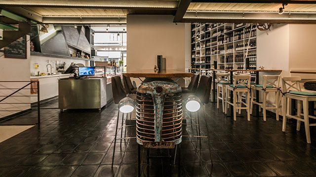 Jean Paul's Restaurant