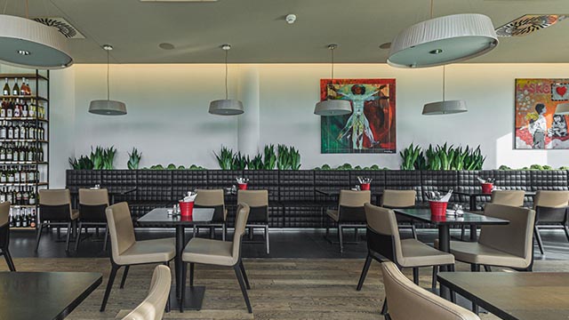 Jean Paul's Restaurant